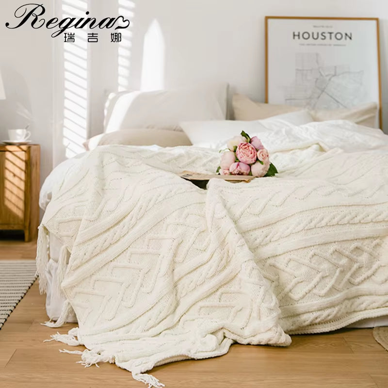 Brand Chenille Knitted Blankets Scandinavian Style Love Heart Twist Fringes Design Soft Warm Thick Blanket for Bed Sofa