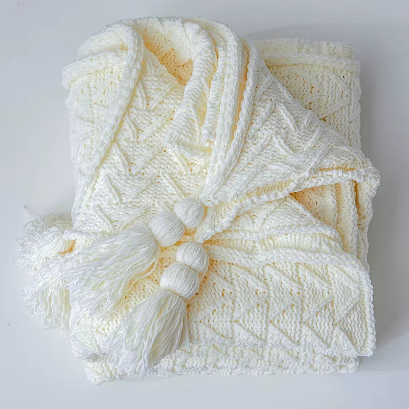Brand Chenille Knitted Blankets Scandinavian Style Love Heart Twist Fringes Design Soft Warm Thick Blanket for Bed Sofa