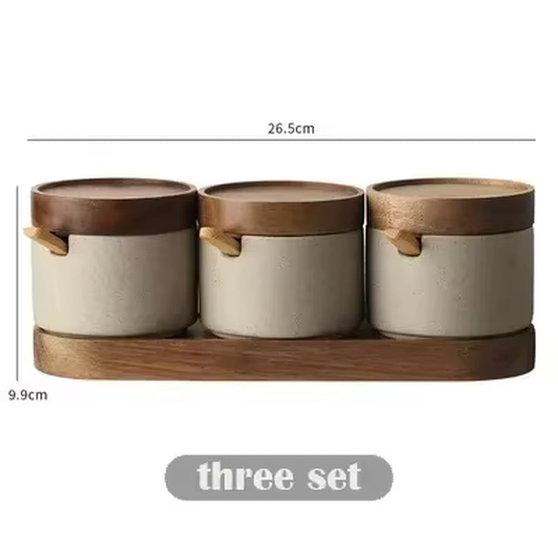 Retro Ceramic Seasoning Jar Pepper Storage Bottle round Ceramic Seasoning Jar with Wooden Lid Salt Pepper Kitchen Tool