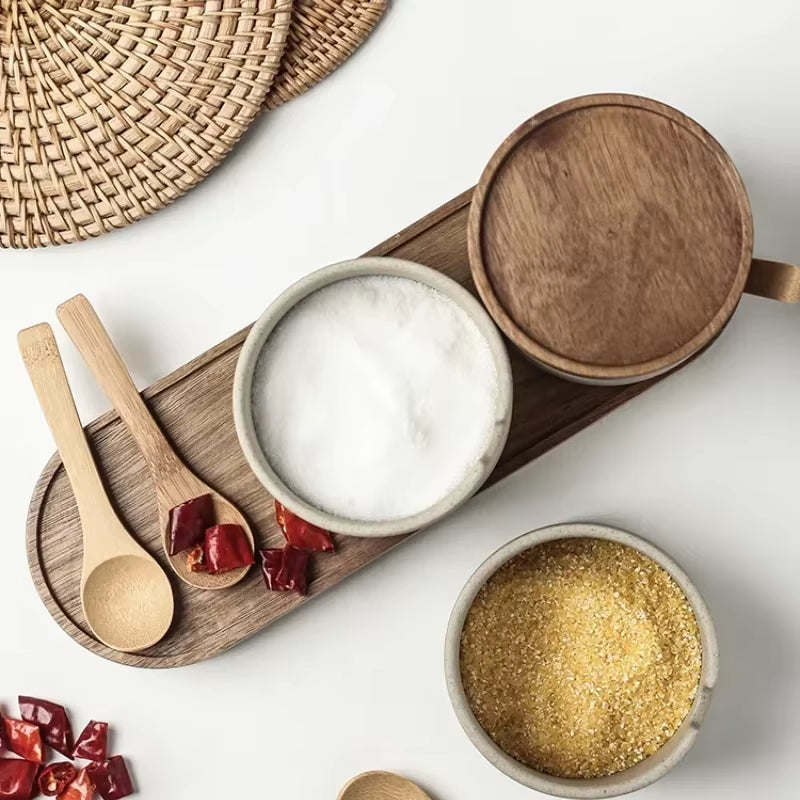 Retro Ceramic Seasoning Jar Pepper Storage Bottle round Ceramic Seasoning Jar with Wooden Lid Salt Pepper Kitchen Tool
