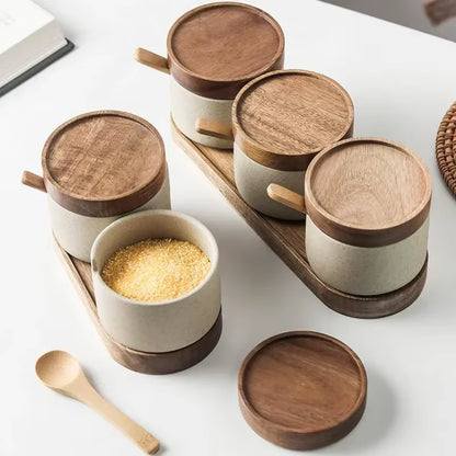 Retro Ceramic Seasoning Jar Pepper Storage Bottle round Ceramic Seasoning Jar with Wooden Lid Salt Pepper Kitchen Tool